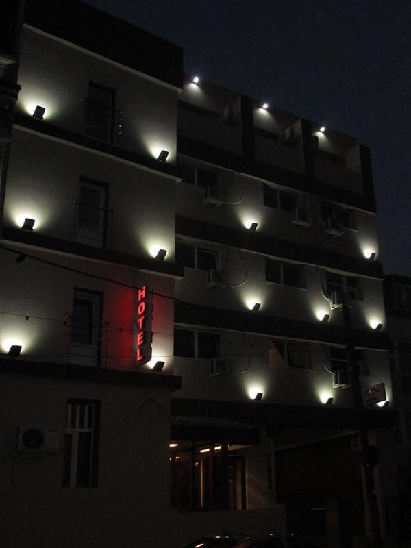 Hotel Uranus Βουκουρέστι Εξωτερικό φωτογραφία